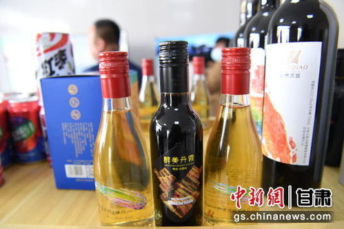 返乡创业青年电商助农 年销200多万件 土宝贝