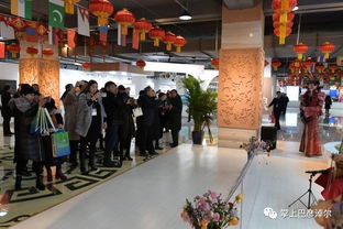 首届内蒙古西部国际商贸展洽会开幕 各国特色商品齐聚,快来采购