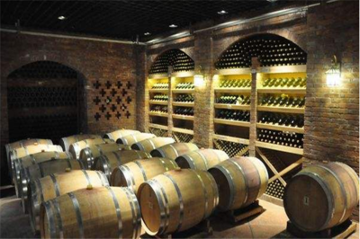 葡萄酒加盟选择传耆酒庄赚到钱吗