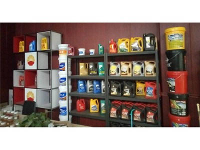 买西安汽车养护中心到鹏玺商贸,优质产品任您挑选